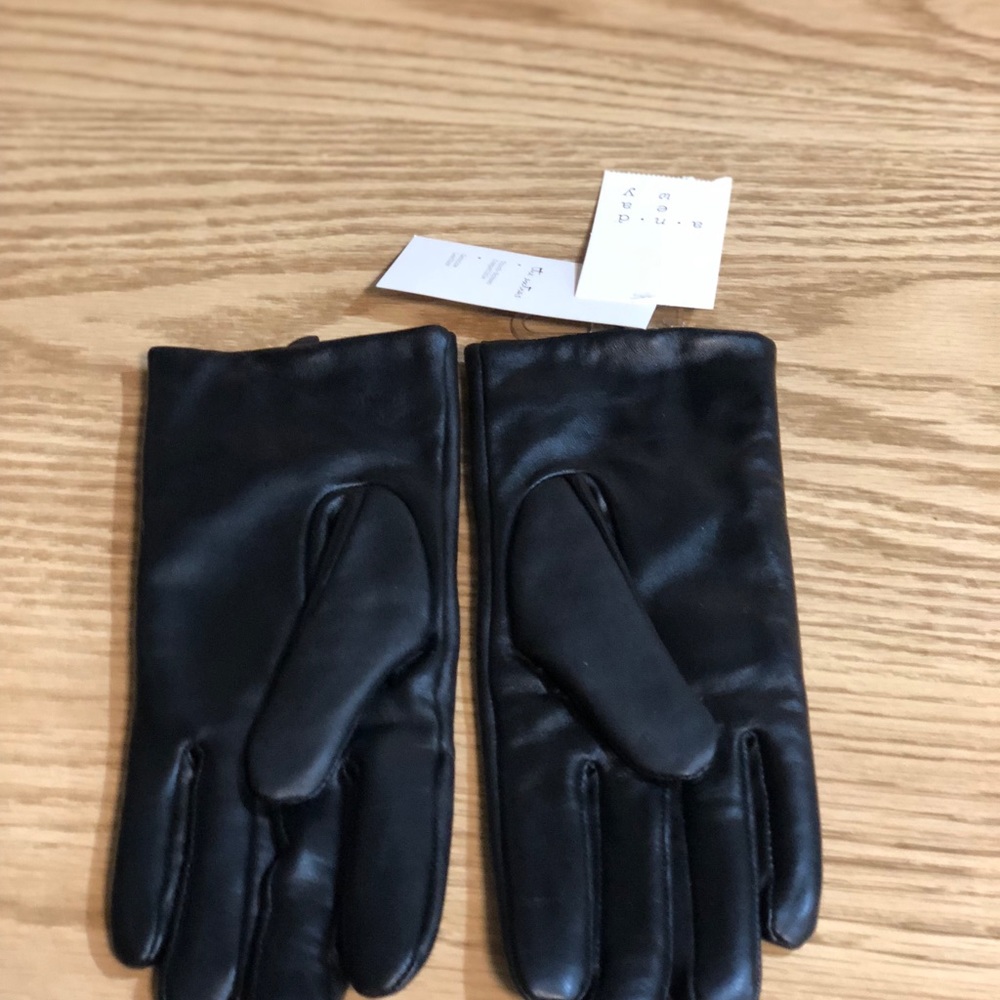 NWT Genuine Leather Gloves!